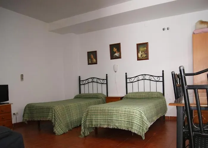 Alcázar Vendégház 2*